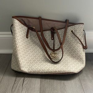 Michael kors tote bag